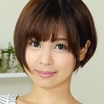 KAKU-131 eyebrows