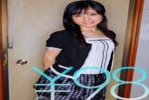 SERO-039 [Special Offer] When I called for a delivery health service, the cute girl, Mione-chan, finally showed up. I attacked her sensitive pussy with my dick and rubbed her small breasts. She started riding me hard, and when I pounded her beautiful ass