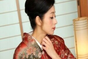 PACOPACOMAMA-011320_242 It's been a long time since I wore a kimono, and I remember my coming-of-age ceremony in the â—‹â—‹â—‹ era in the Showa era…