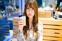 SIRO-5264 "I've never had sex in a bright place… But I guess this is okay… (blushes)" Even though she hasn't had sex recently, she was wearing some incredibly sexy lingerie! You can't tell if she's wearing it or not! The