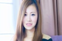 ETQT-042 For some reason, tea is sold in vending machines? Manaka chose corn potage. What a cheap woman!