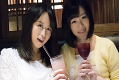 ETQT-051 "Drinking ~ ♪" 3P vaginal cum shot to the girl who got it at the izakaya! Check the dick in the open book! Isn't it slippery! Do you also use herbicides?