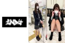 [UNCENSORED-LEAK] CRT-051 Super rare [Personal shooting] K-chan who likes light blue pants of old men ③_P activity with underwear girls who wear different outfits for top and bottom