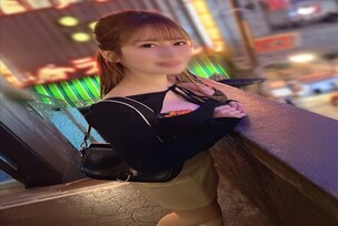 FC2-PPV-4789125 [Super hot, the strongest married woman] A 29-year-old wife in her 30s with soft, supple skin who feels amazing to hug. She spreads her pussy juice-covered slit open and gets creampied in raw sex with a constant stream of dirty talk. &quot