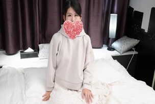 FC2-PPV-4786584 (High-quality bonus, face revealed, uncensored) A pervert who loves to lick men makes his AV debut