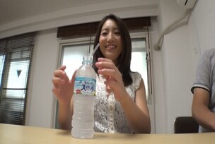 FC2-PPV-4761823 A 19-year-old returning girl came to an AV interview! Missionary position → Back → Sleeping back → Climax position!!