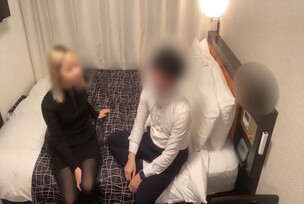 FC2-PPV-4749174 Blonde otaku's second time! Finally, "first penetration" ── She shyly opens her legs, confused by the wet, slippery sounds, but gets taught deep by the man [Part 1] No.317