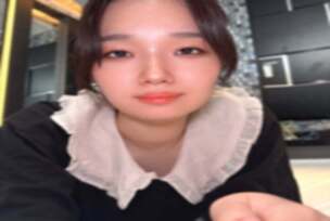 FC2-PPV-4740949 [Distribution will be stopped in 15 days] Unknown/〇/Hairy big clit! A huge amount of cum shot inside a gaping hole that will definitely lead to pregnancy♡ Few experiences in cumshots♪ University/1st year Asuka-chan cums over and over again