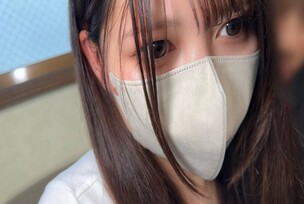 FC2-PPV-4713731 [Completely amateur] A 19-year-old who is cute but too erotic. It's a dangerous day, but I'm going to insert it raw. It feels so good that I can't stop moving my hips and I cum inside her.