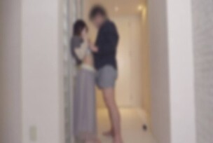 FC2-PPV-4711865 ♡ Half price until 6/29 [Uncensored, completely amateur] * A cute former track and field sprinter and private tutor, 26 years old, with super beautiful skin so beautiful that you can see the tube through it! A thick raw cock is inserted in