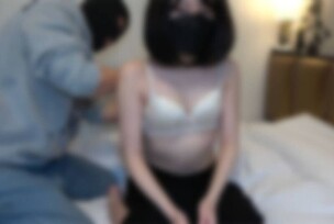 FC2-PPV-4680135 *75% off for the first time only until 4/11* [Uncensored] [Creampie] [Licking Daruma] Quietly one-way sex, an overwhelmingly transparent woman who has been framed