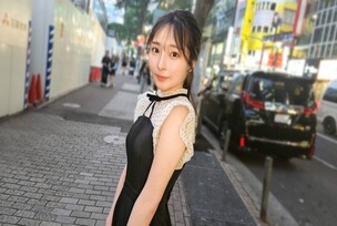 SIRO-5560 "[Angelic Beautiful Girl] Climaxes Over and Over Again with a Huge Cock She's Never Seen Before!? A beautiful girl in all her innocence is licked and made to cum over and over again in this tonight's sex scene!! [First Time Filmin