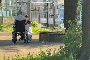 FC2-PPV-4832874 [Big-breasted caregiver] Gentle and serious H-cup caregiver gets fucked hard and oiled up